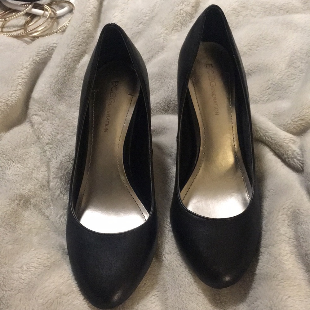 Black pumps heels bcbg